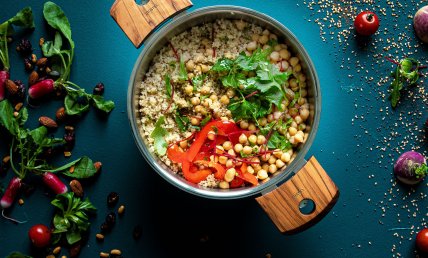 Quels sont les avantages d'une casserole et d'une poêle à manche amovible ?