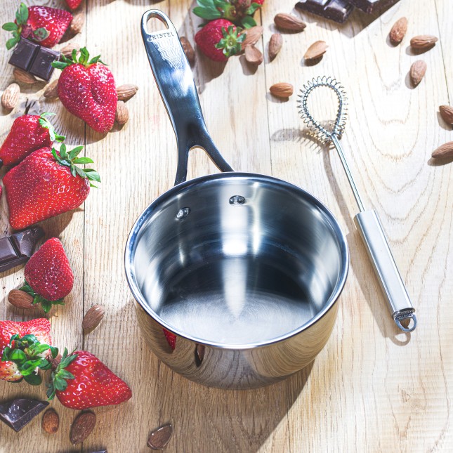 Stainless saucepan 8