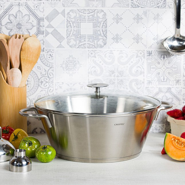 Large-capacity pot 6