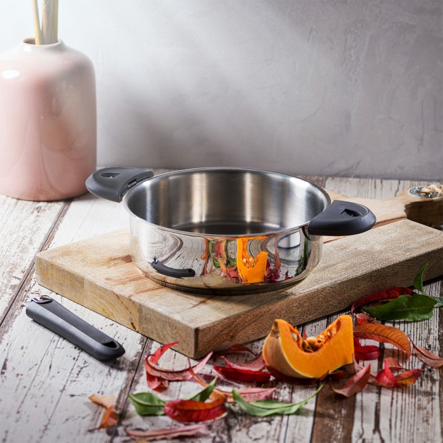 Sauteuse en inox amovible 2