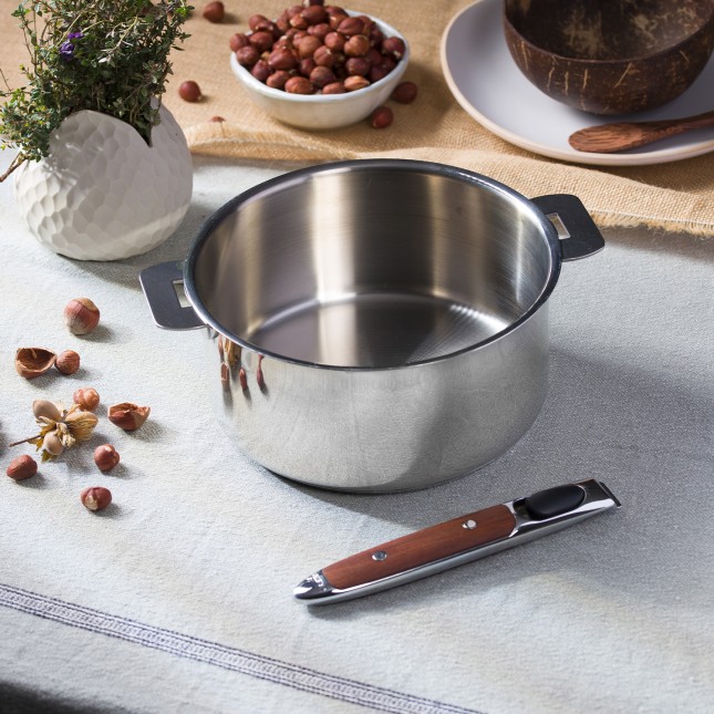 Removable stainless steel stockpot 6