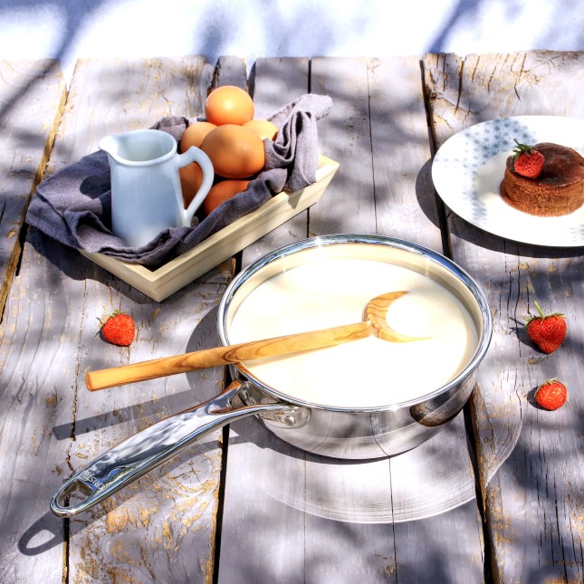 Stainless saucepan 12