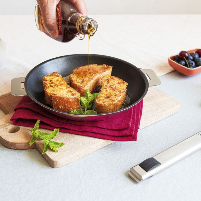 Edelstahlpfanne mit Antihaftbeschichtung & abnehmbarer Griff 6