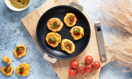 Cookie salé thon, tomates et pesto à la poêle