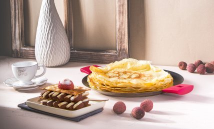 Millefeuille de crêpes chocolat bananes et litchis
