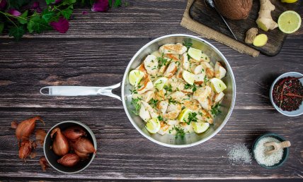 Sauté de dinde au lait de coco, gingembre et citron